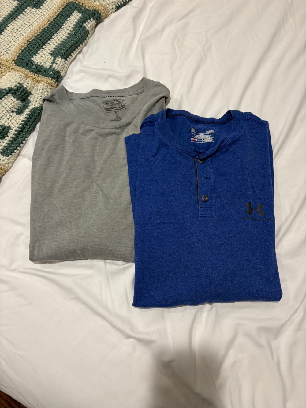 Bundle Patagonia Under Armour Men's Long Sleeve Performance Shirts